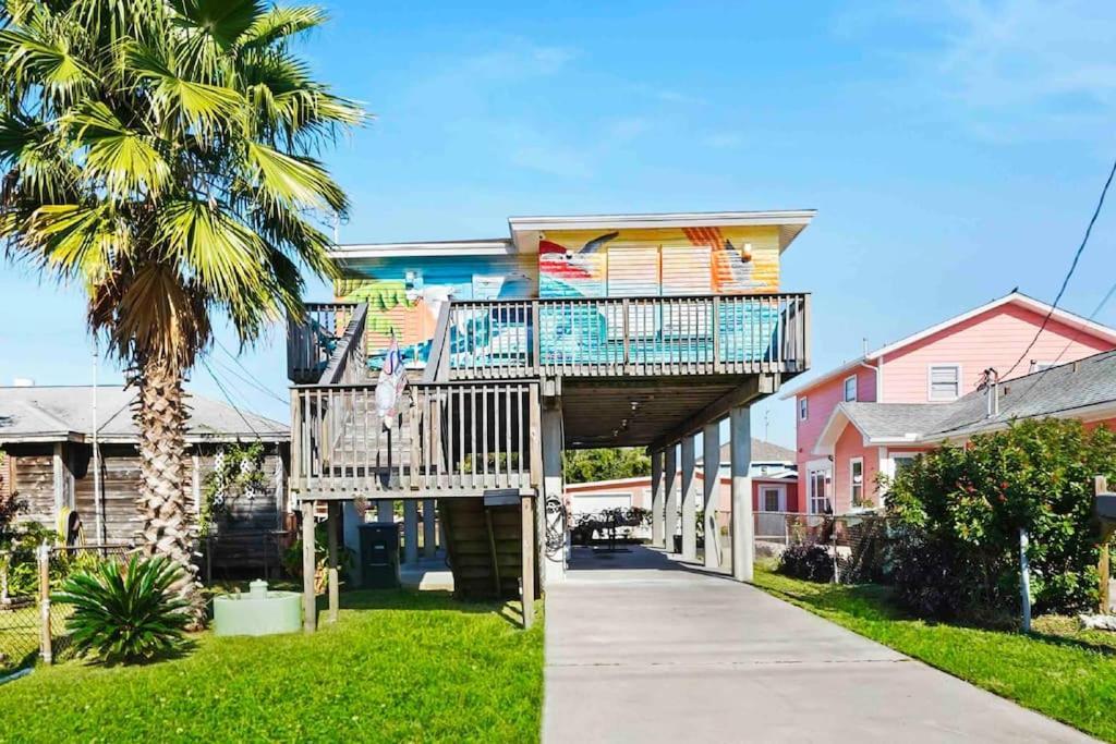 Galveston Beach House Family/Pet Friendly Exterior photo